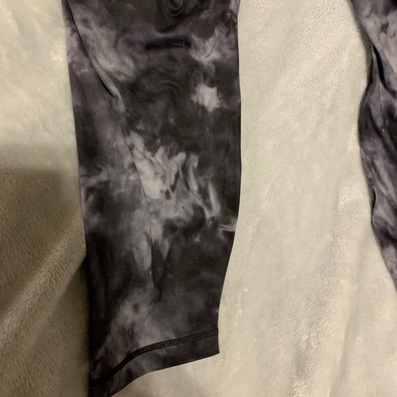 Velocity Leggings - Picture 3 of 7